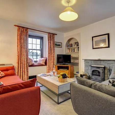 Vintage Holiday In District With Fireplace Элтеруотер